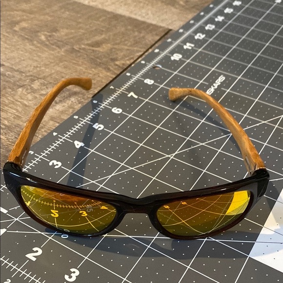 Stylish Black Sunglasses with Orange Lenses & Bamboo Arms - Picture 3 of 5